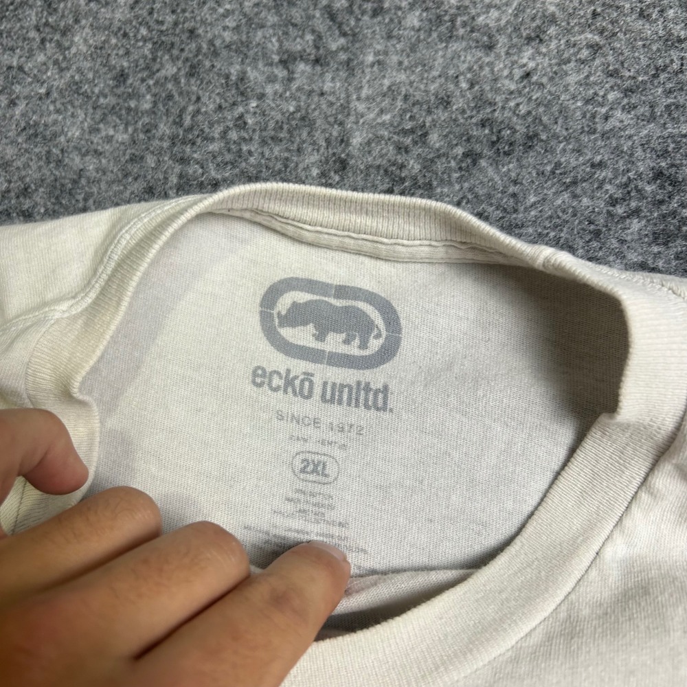 Ecko Unltd Graphic T-Shirt Cream Red Black Rhino Logo Y2K Skater Size 2XL - Picture 6 of 8